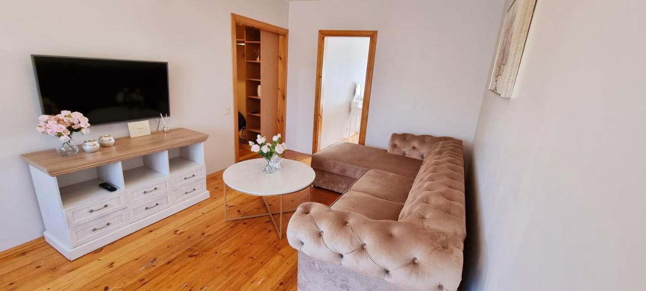 Jaukus Apartamentai Miesto Centre Siauliai  Ngoại thất bức ảnh