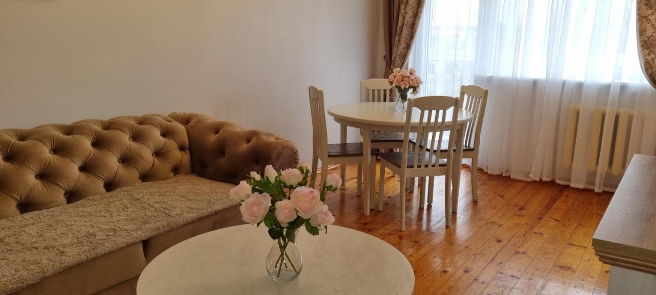 Jaukus Apartamentai Miesto Centre Siauliai  Ngoại thất bức ảnh